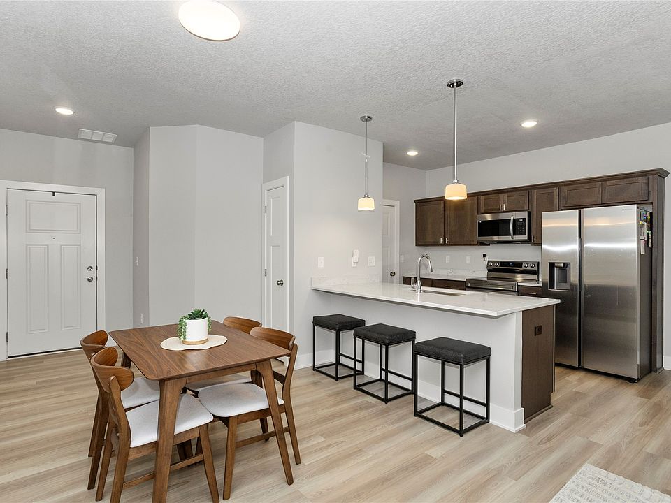 1st image of 802 Umbra Pl