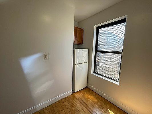 2nd image of 600 W 141st St APT 65