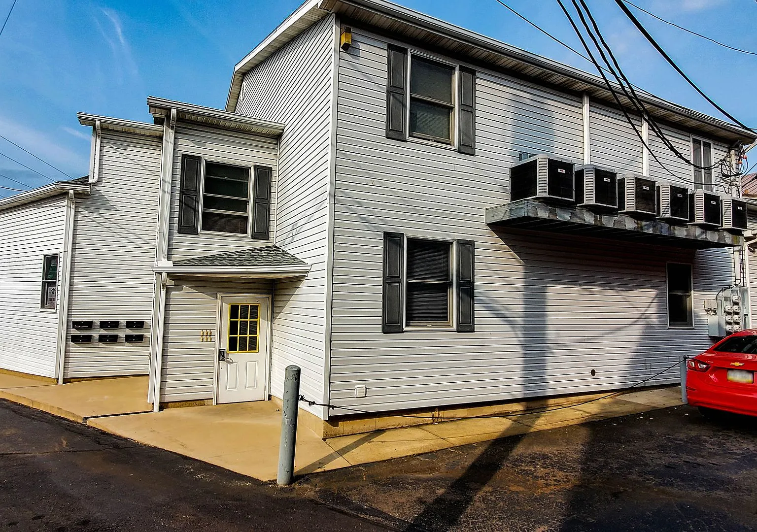 Carver Place - 90060 - 235 Catherine St — Photo 3
