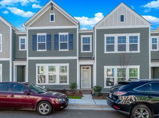 1009 Lyndon Station Dr, Pineville, NC 28134