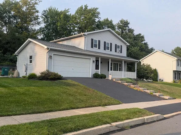 129 Laurel Dr, Enola, PA 17025