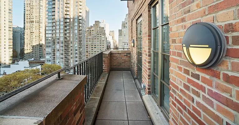 1st image of 140 E 63rd St APT 13B