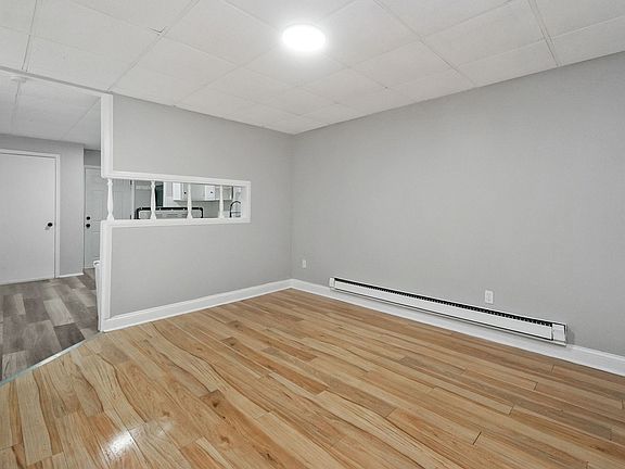 5th image of 127 Clearfield St #2
