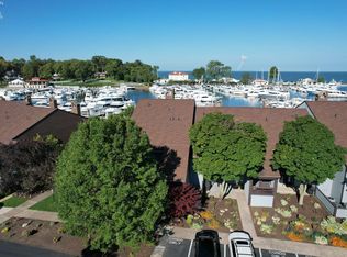 3138 N Marina View Dr, Pt Clinton, OH 43452
