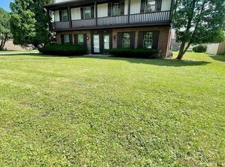 5624 Cresthaven Ln, Toledo, OH 43614