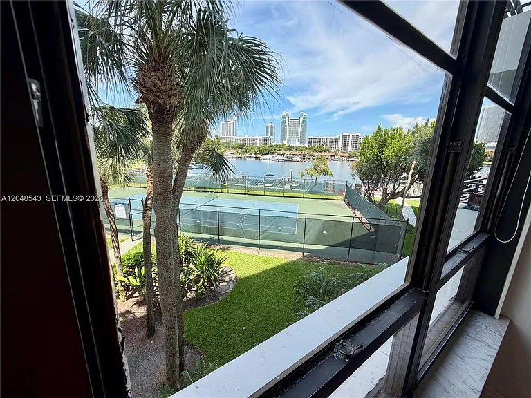 500 Three Islands Blvd #L25 — Photo 25