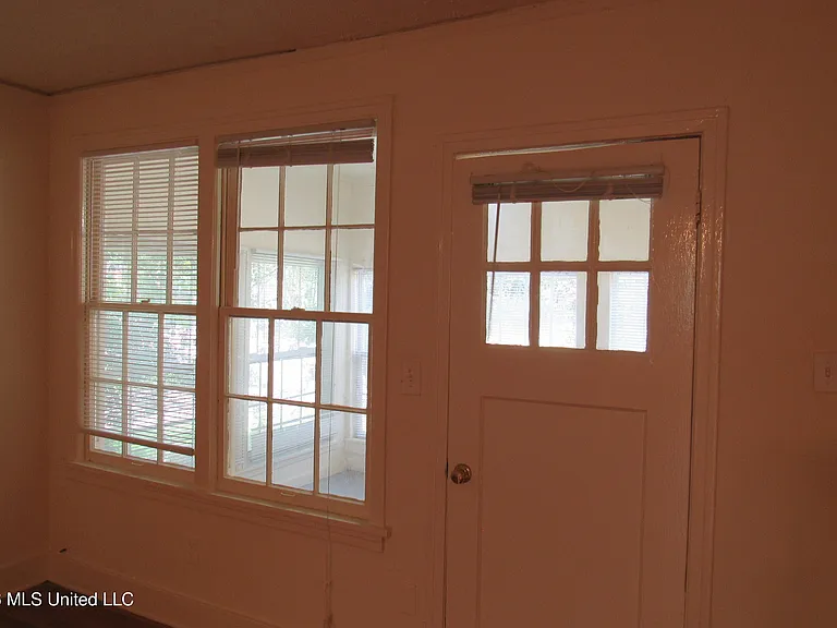 1055 Carlisle St #D — Photo 8