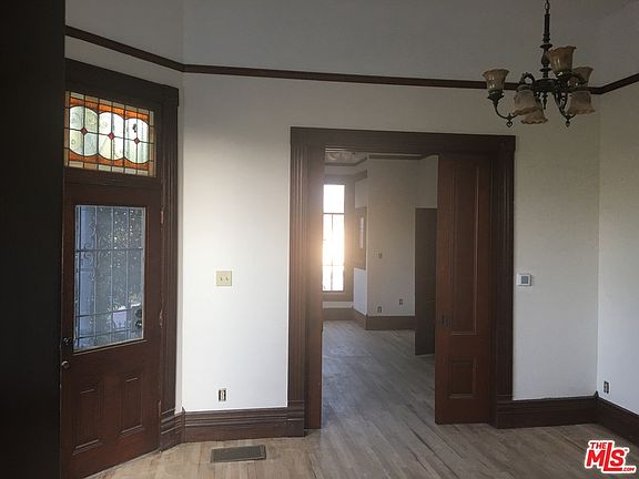 3rd image of 275 Belmont Ave