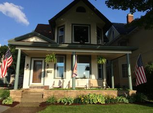 1121 Lake Blvd, Saint Joseph, MI 49085