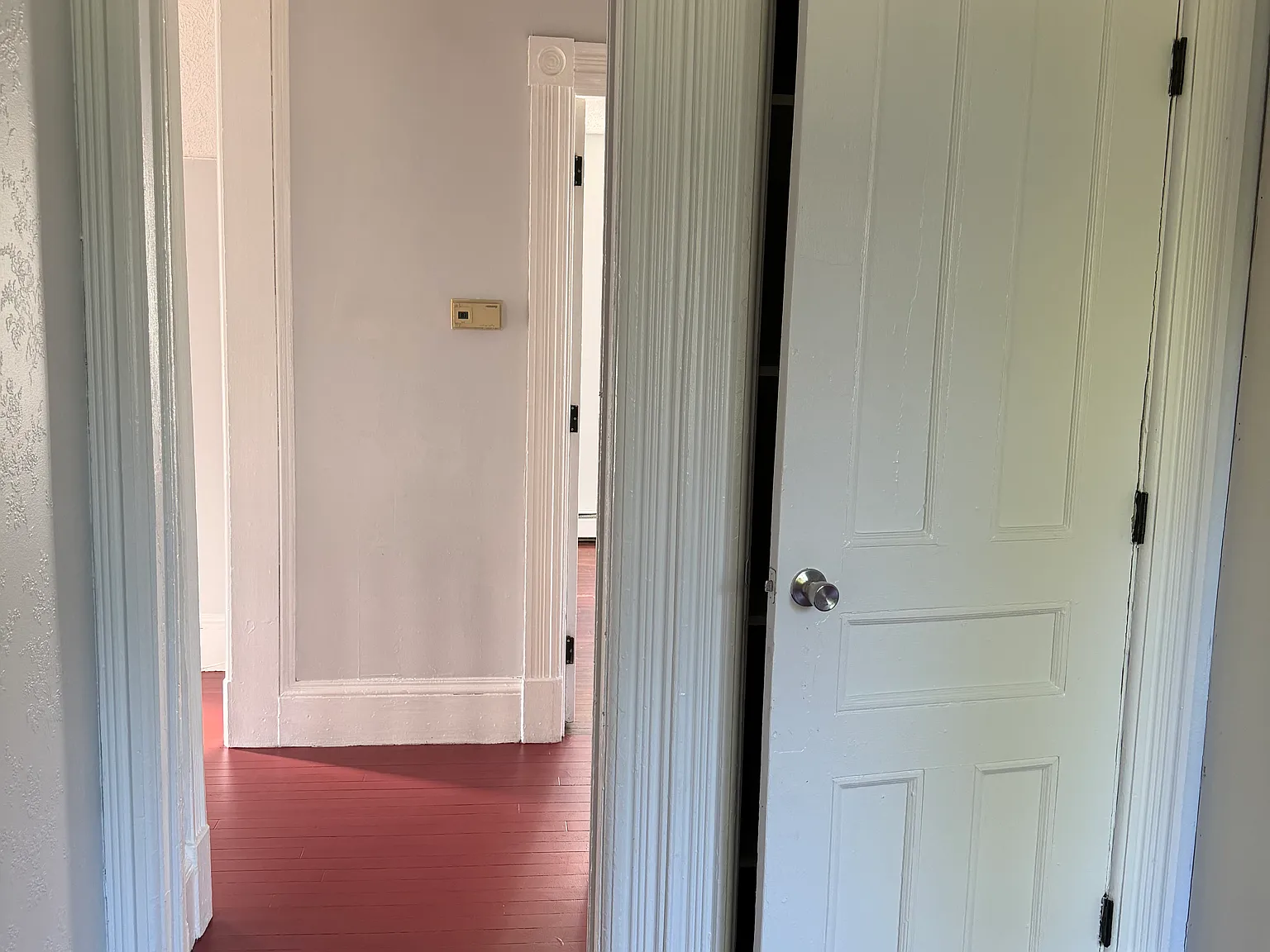 3 bed, 950 sqft, $2,500 — Photo 4
