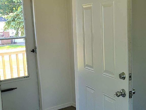 5th image of 2306 Evanston Ave