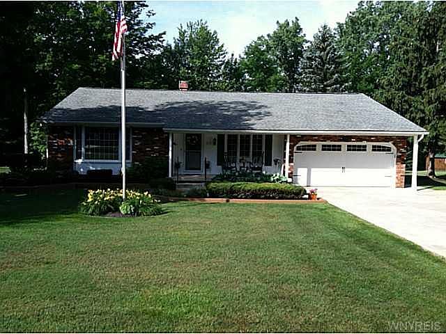 1st image of 115 South Ln