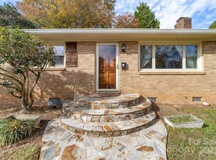 1301 Laurel Ln, Gastonia, NC 28054