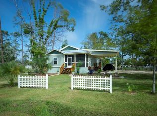 409 16th St, Port St Joe, FL 32456