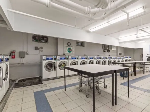 392 Central Park West image 13 of 17