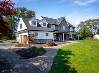 22 Manners Rd, Ringoes, NJ 08551