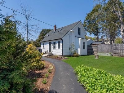 39 Topsfield Rd, Ipswich, MA, 01938