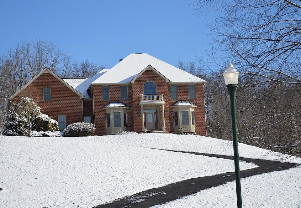 1st image of 162 Brennan Dr