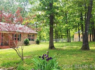24560 Tall Oak Dr, Versailles, MO 65084
