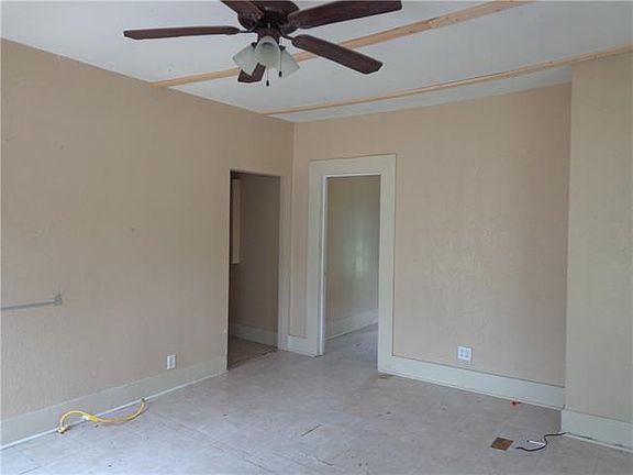 2nd image of 1513 6th St