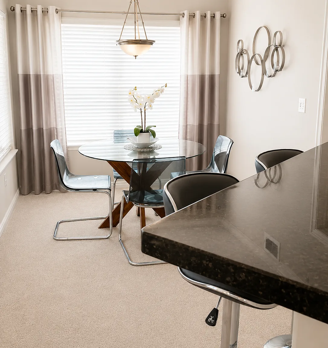 2 bed, 1100 sqft, $2,499 — Photo 4