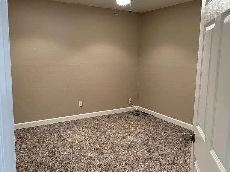16645 Valencia Ave #2B — Photo 26