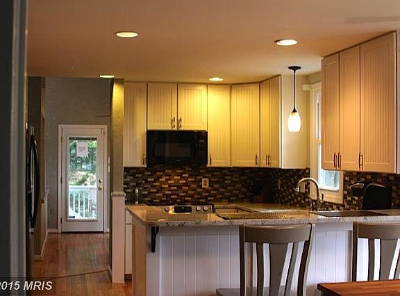 4th image of 10294 Huron Trl