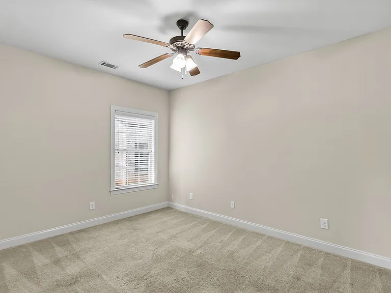 948 Starr Ct — Photo 20
