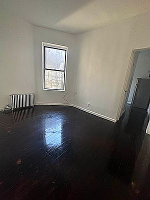5th image of 124 E 107th St #20A