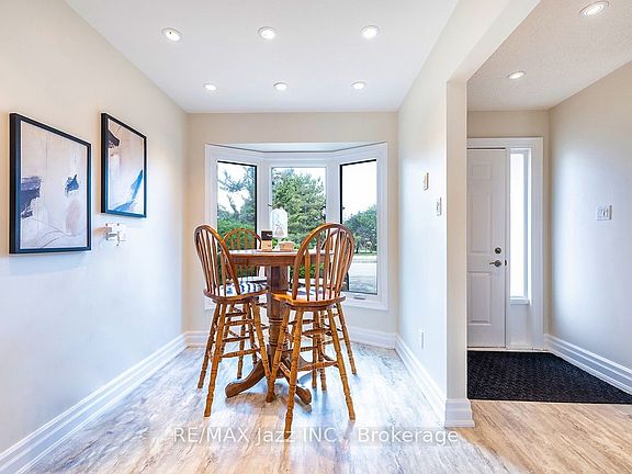 5th image of 621 Flavelle Ct