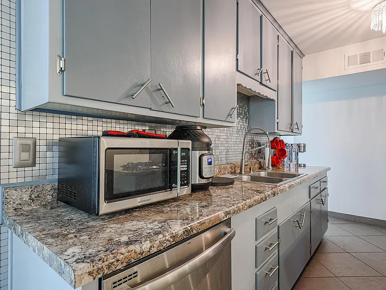 2318 N 84th Pl — Photo 22