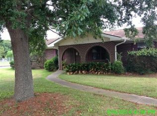 4020 Scovel Ave, Pascagoula, MS 39581