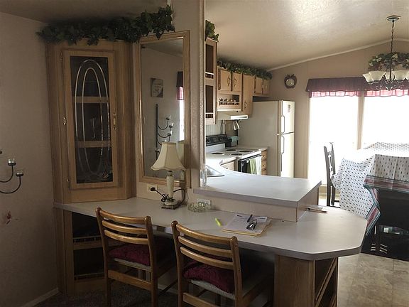 3rd image of 13867 E 49th Ln