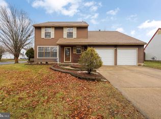 28 Inskeep Ct, Cherry Hill, NJ 08003