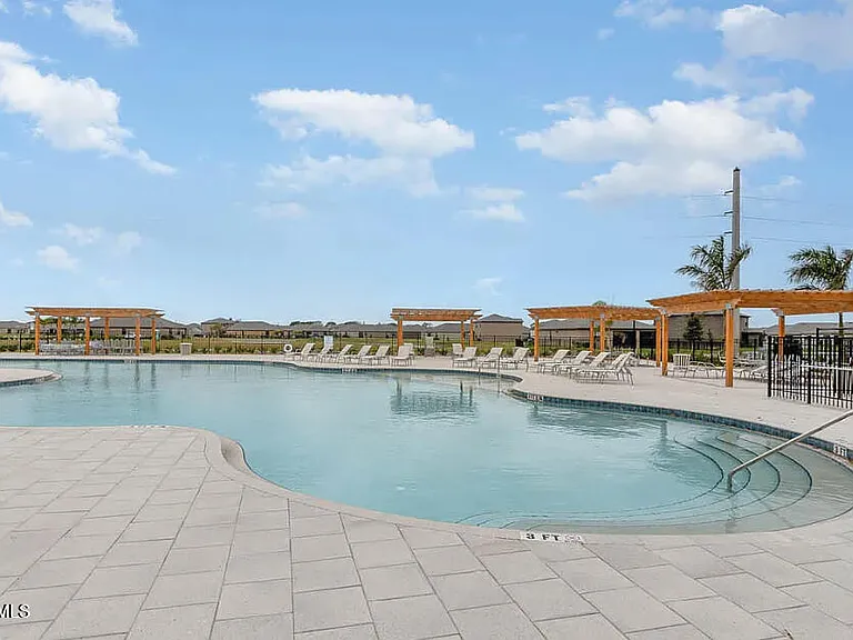 7389 Tourmaline Dr — Photo 34