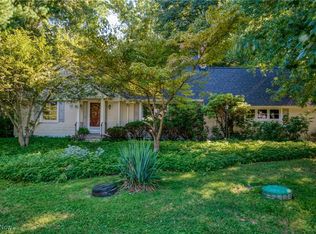 28776 Bolingbrook Rd, Pepper Pike, OH 44124