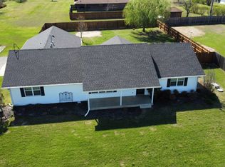 1075 Oxford Rd, Davis, OK 73030