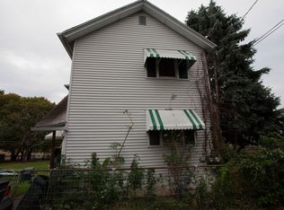 323 Christ Ct, Scranton, PA 18504