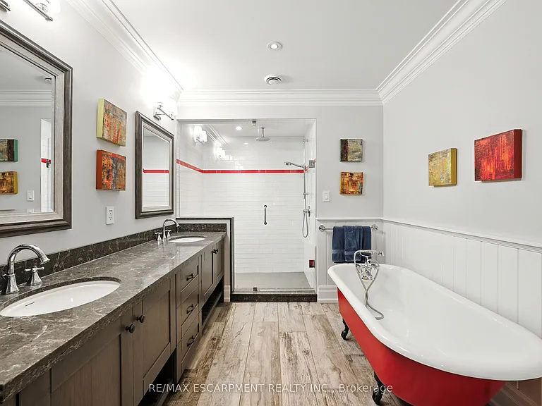 597 Old York Rd — Photo 29