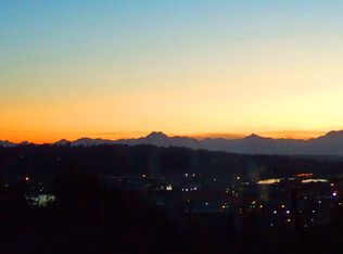 109 NW 45th St, Seattle, WA 98107