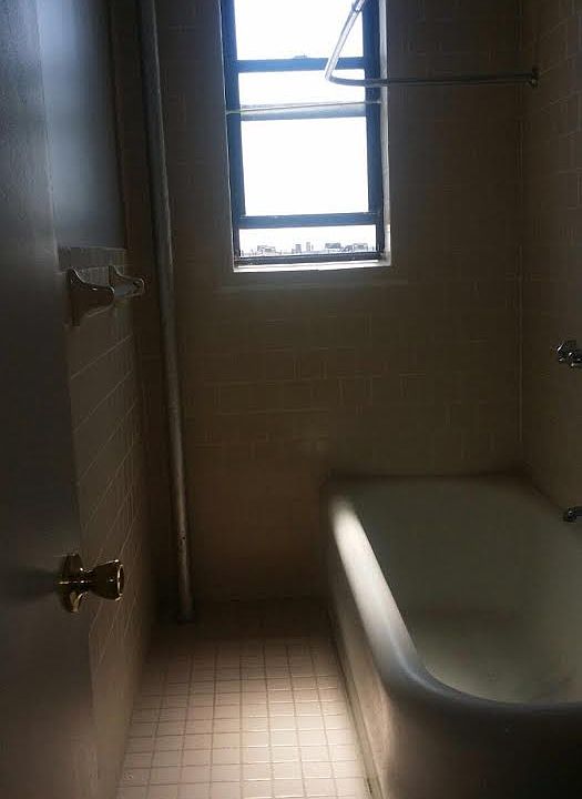 2nd image of 380 E 18th St APT 6X