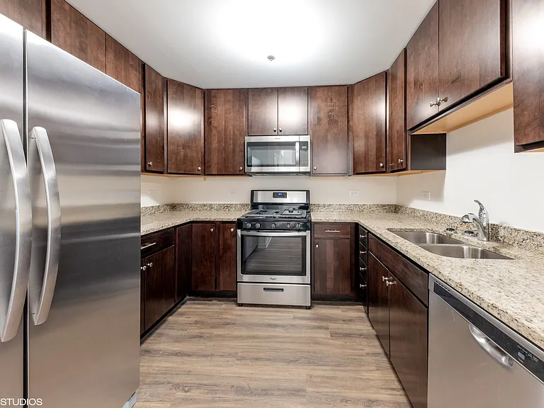 29 Olympus Dr — Photo 7