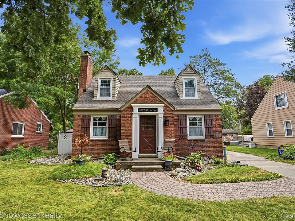 1st image of 2071 Dorothea Rd
