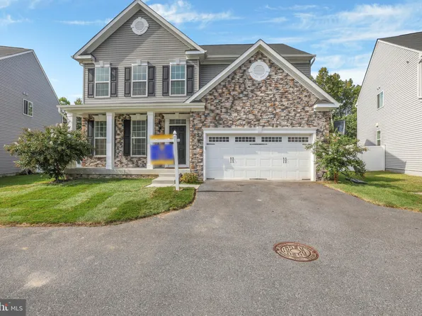 9018 Melody Dr, Laurel, MD 20723