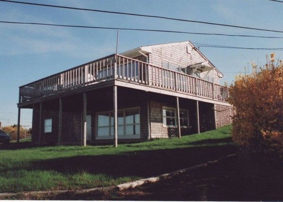 1st image of 652 Jerry Brown Farm Rd