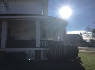 336 8th St, Calumet, MI 49913