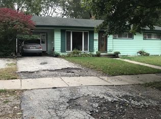 253 E Parallel St, Palatine, IL 60067