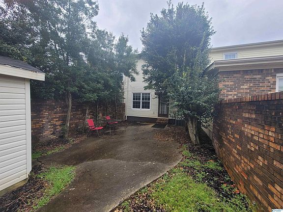 2nd image of 317 Chateau Dr SW
