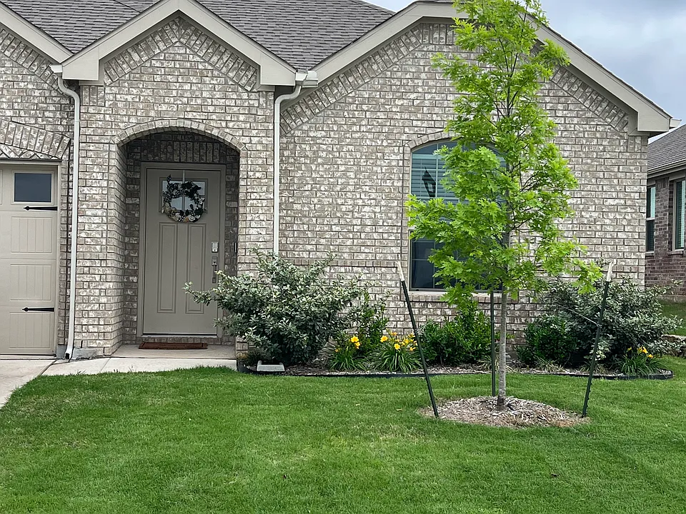 1200 Morning Dew Dr