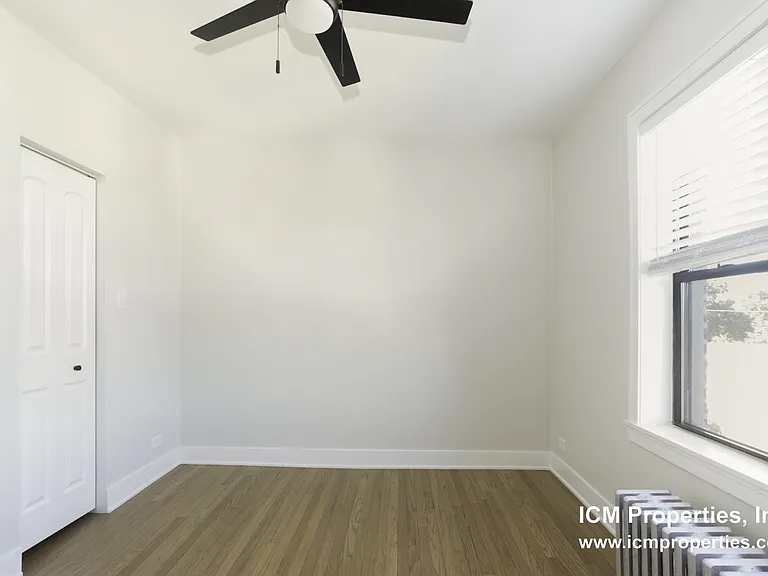 2631 W Berwyn Ave #1 — Photo 6